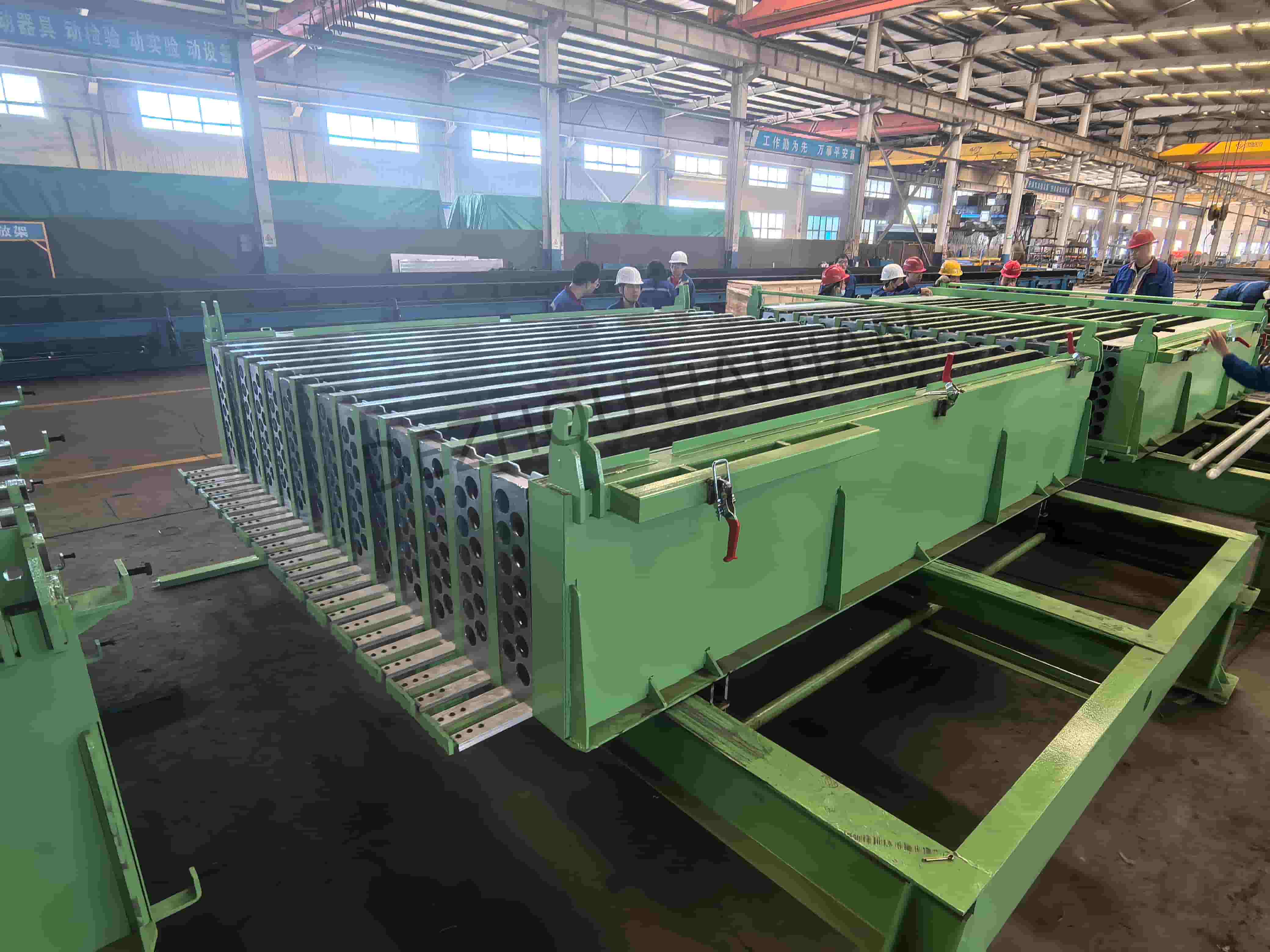 Molde de panel de pared de hormigón