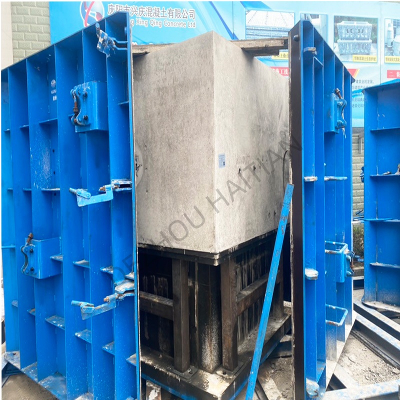 Precast Concrete Manhole Form