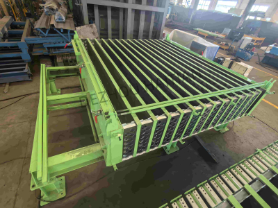 Molde de panel de pared de hormigón