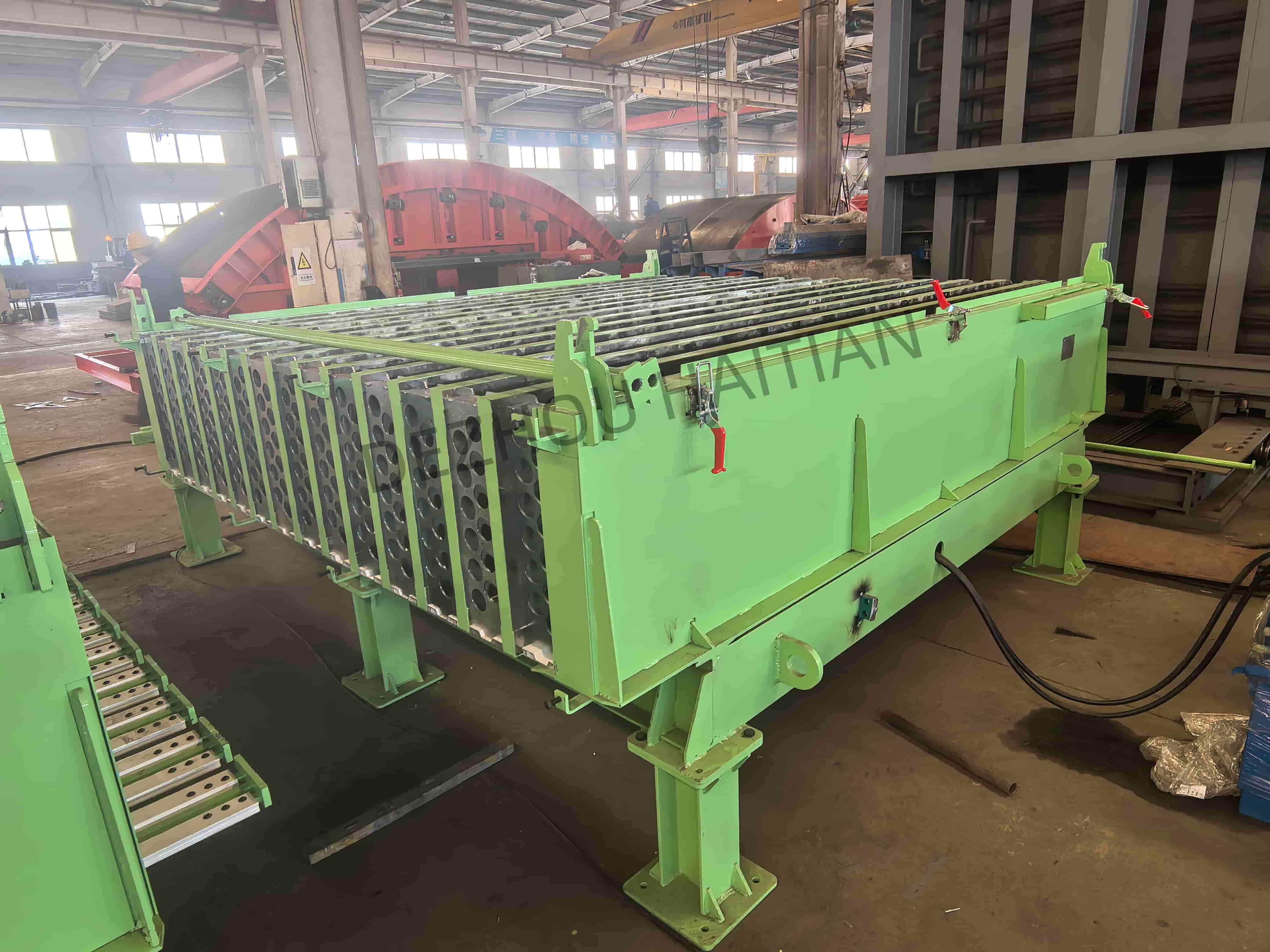 Molde de panel de pared de hormigón