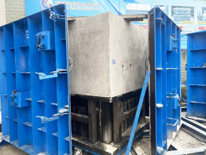 แบบหล่อท่อระบายน้ำคอนกรีตสำเร็จรูป